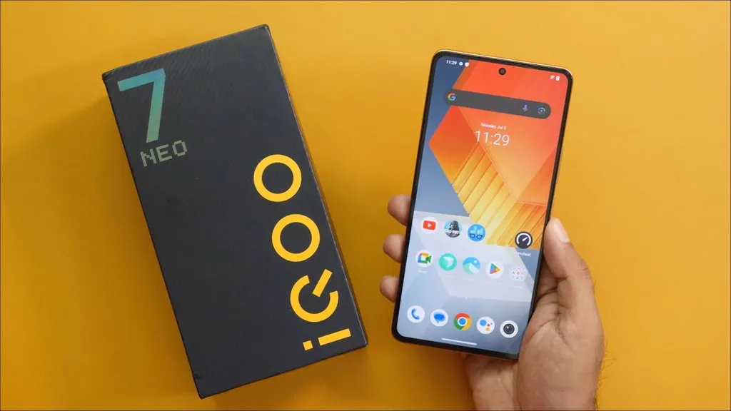 iQOO Neo 7 Smartphone